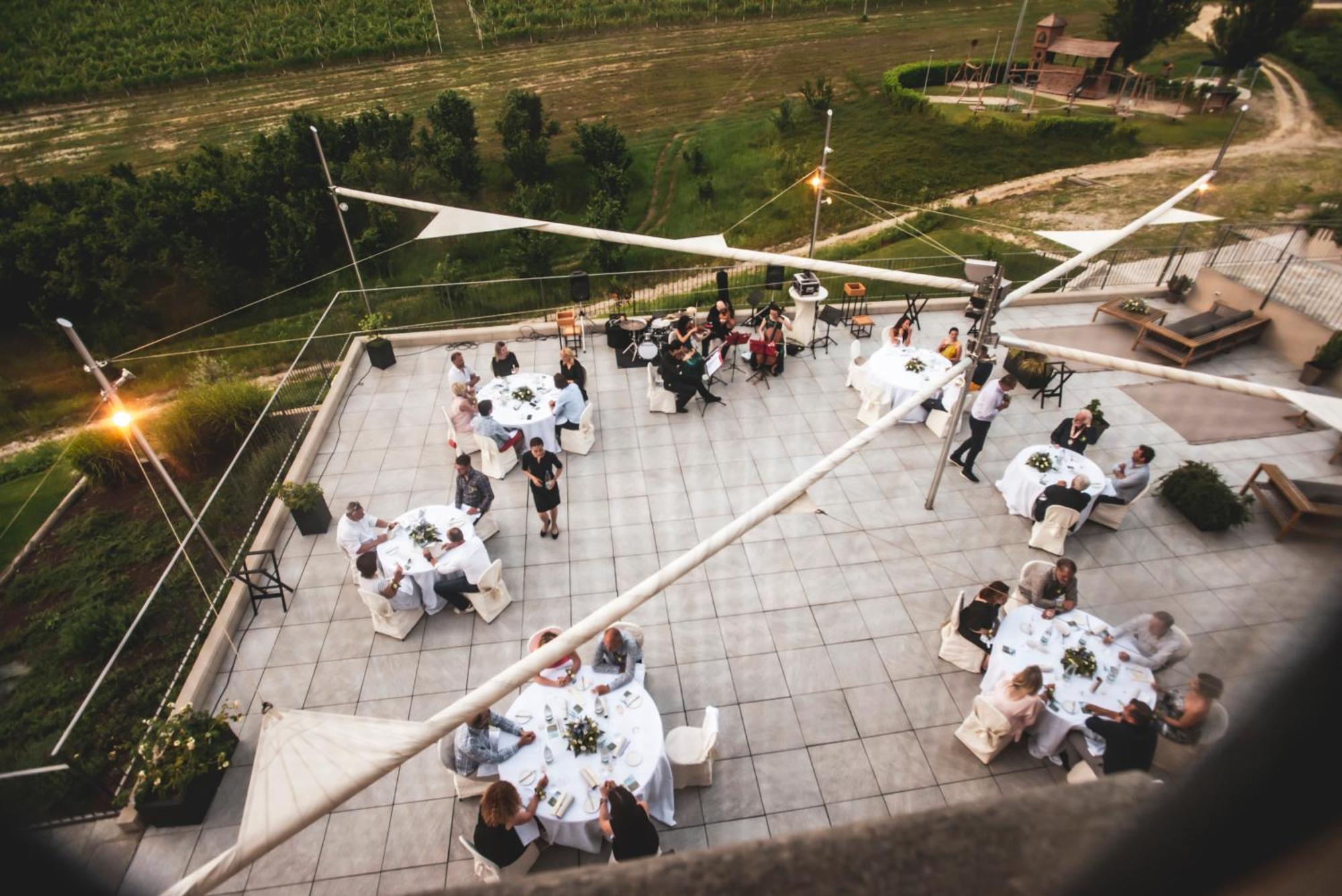Reva Resort Monforte dʼAlba Zewnętrze zdjęcie