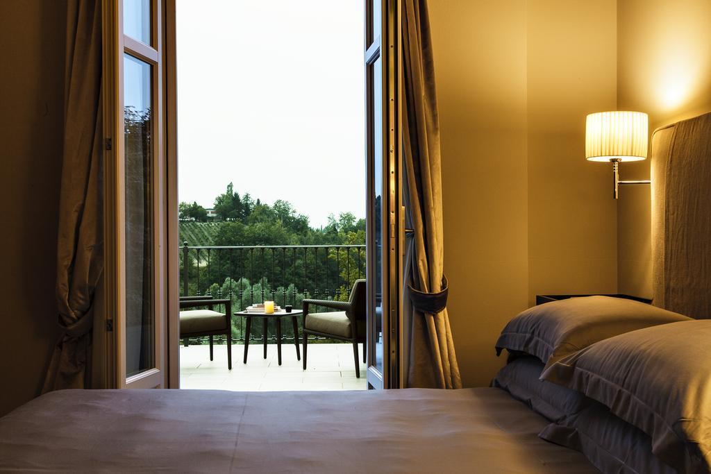 Reva Resort Monforte dʼAlba Zewnętrze zdjęcie