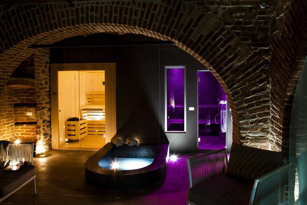Reva Resort Monforte dʼAlba Zewnętrze zdjęcie