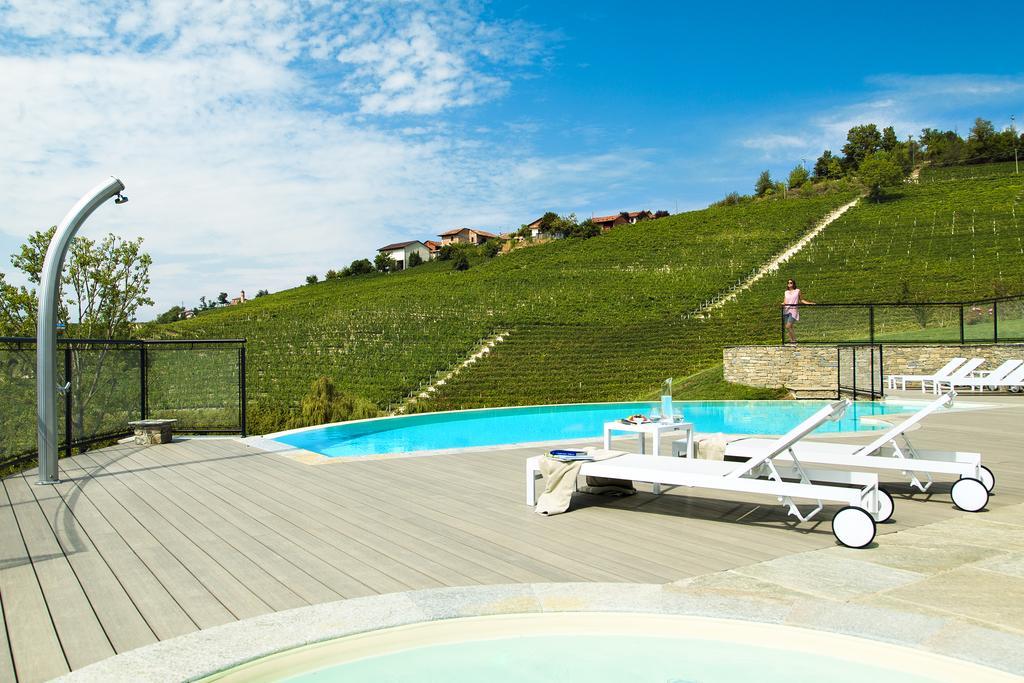 Reva Resort Monforte dʼAlba Zewnętrze zdjęcie