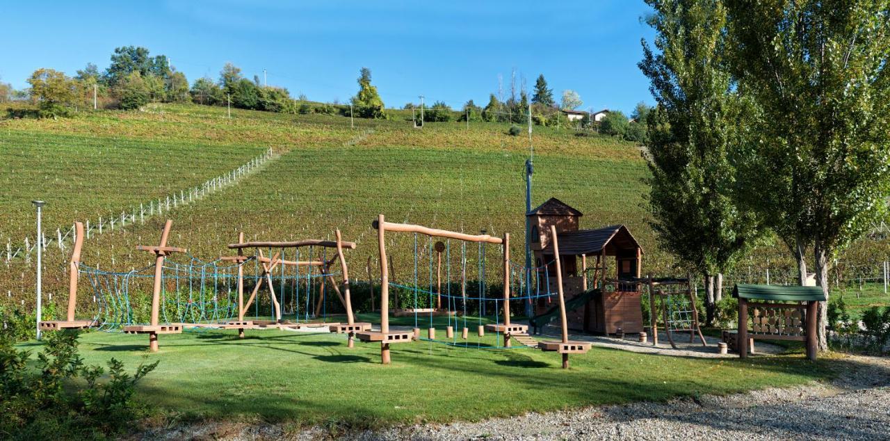 Reva Resort Monforte dʼAlba Zewnętrze zdjęcie
