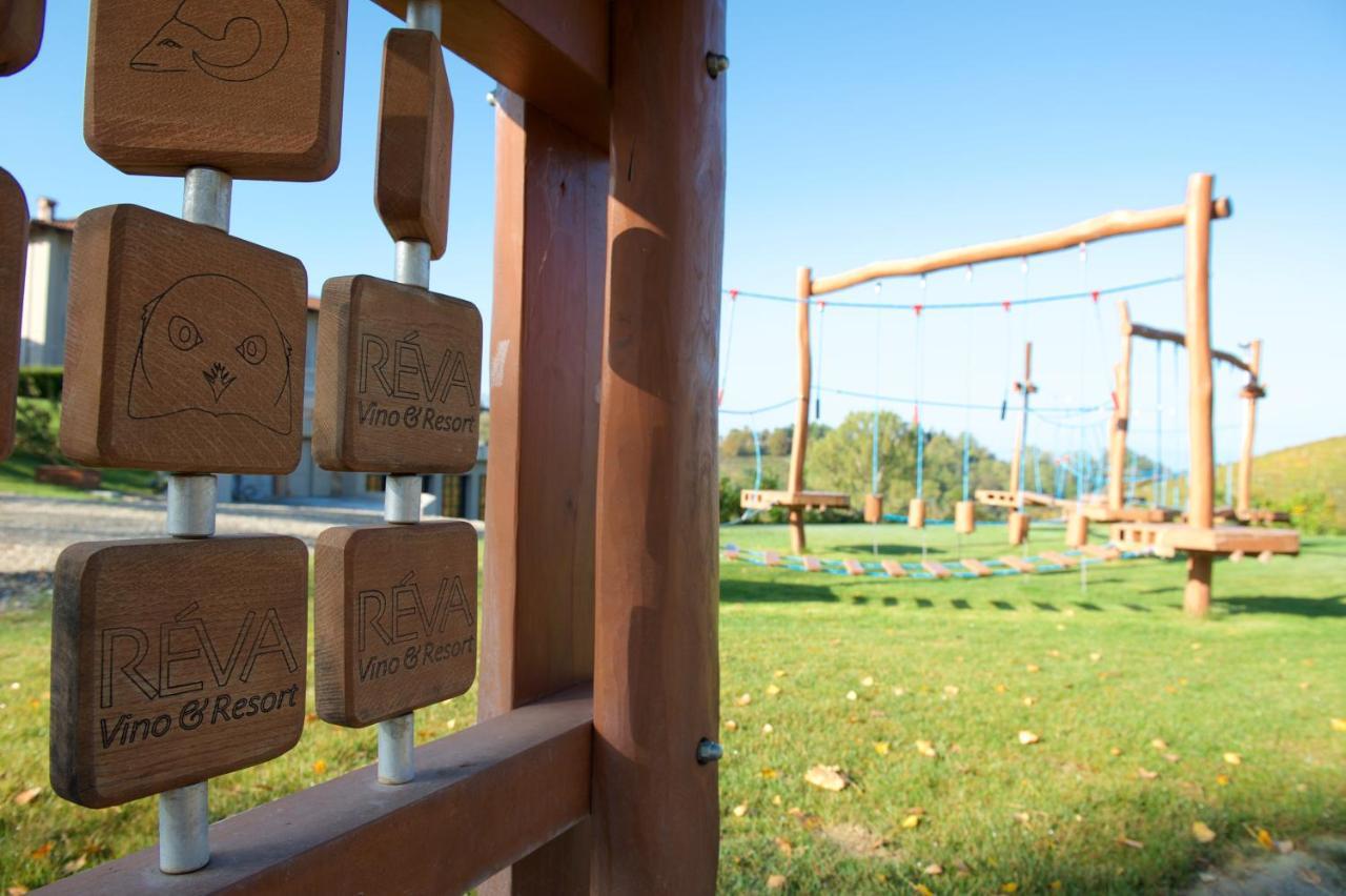 Reva Resort Monforte dʼAlba Zewnętrze zdjęcie